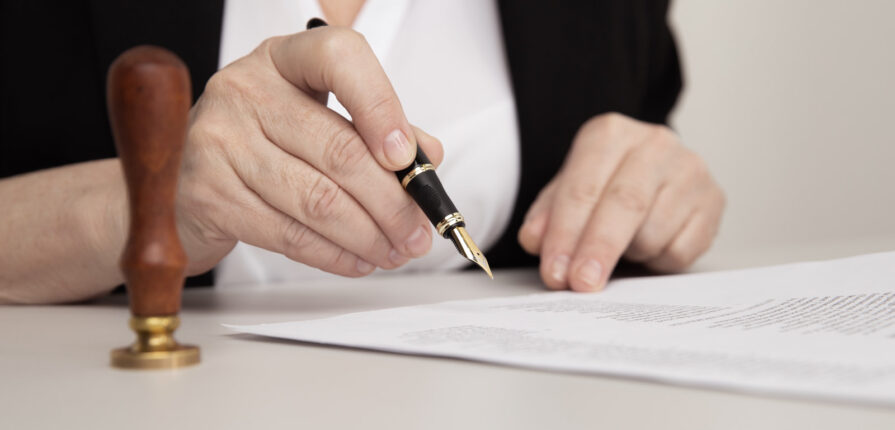Notary Services in Lake Park